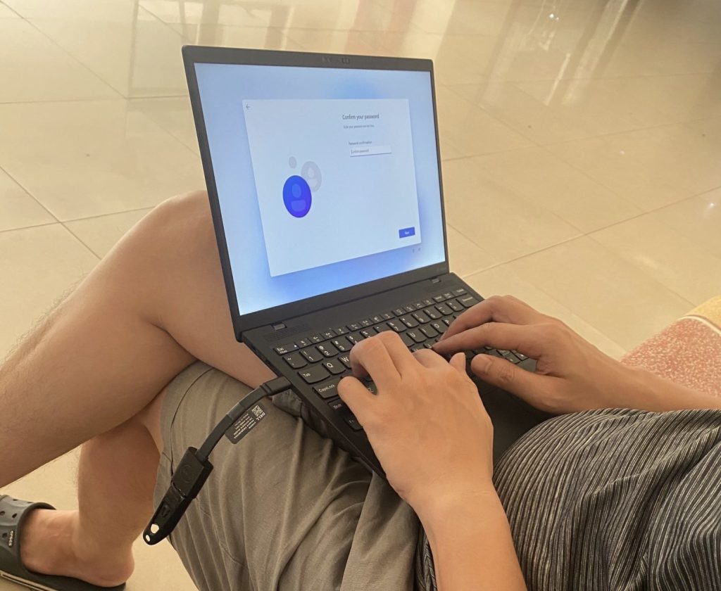 Khách hàng tại Laptop Minh Đạt-3