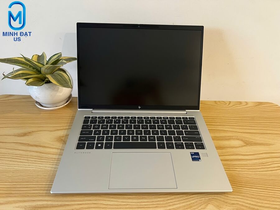 HP EliteBook 840 G10 i5-1